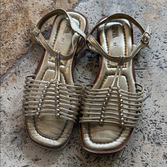 Zara Gold Strappy Sandals - Picture 1 of 1